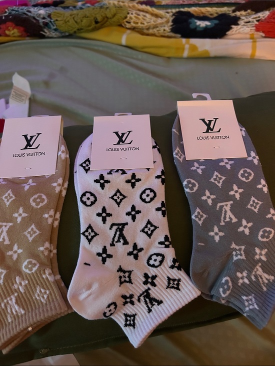 Louis Vuitton Accessories - Louis Vuitton Monogram Ankle Socks - White, Tan, Gray